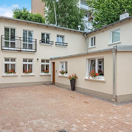 Lion Apartments - La Playa Σόποτ Εξωτερικό φωτογραφία